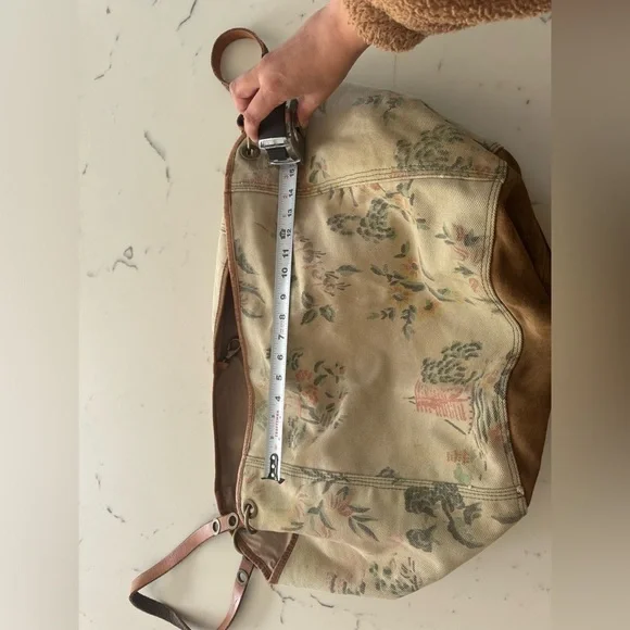 Lucky Brand Vintage large Hobo Bag - Picture 11 of 12